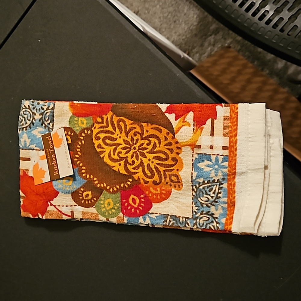 Perfect Harvest Kitchen towel with a Turkey on it. NWT